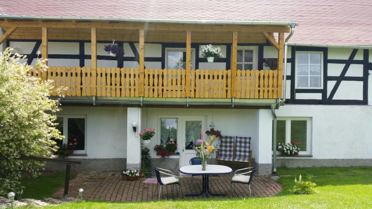 Baerenhof Langenbernsdorf Apartment Exterior photo